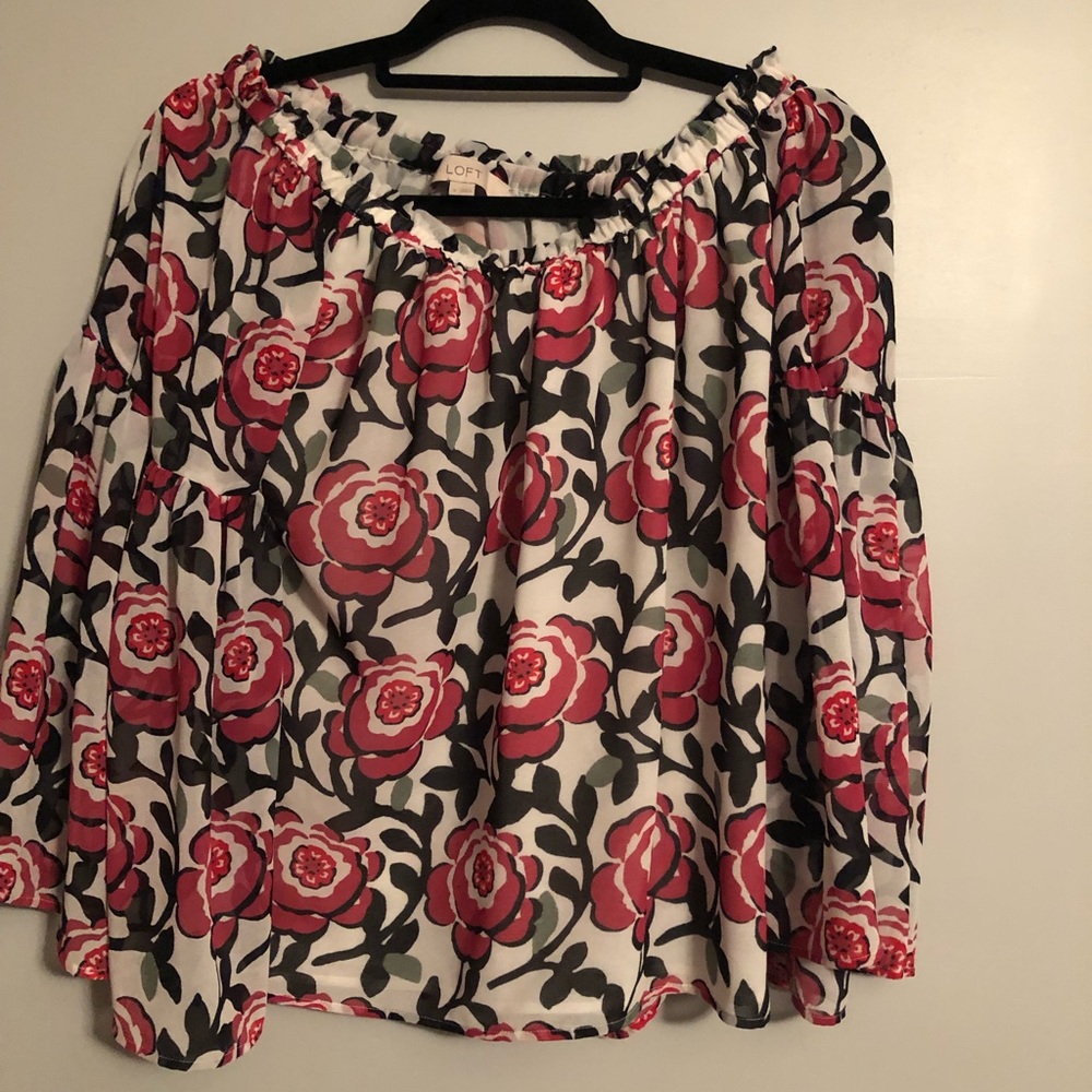 Loft Floral Off the shoulder shirt